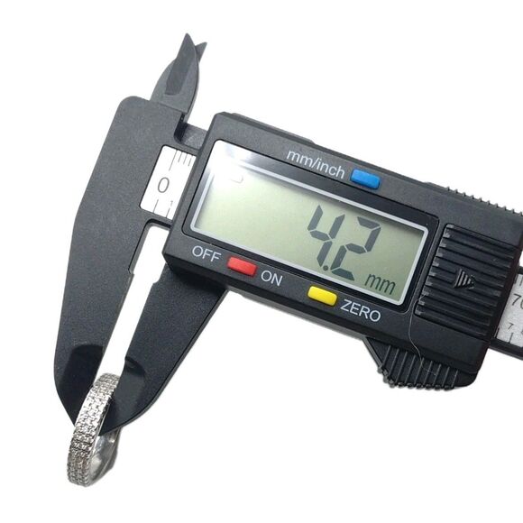 925 Sterling Silver Wedding Band Anniversary 3 Row Eternity Crystals Size 7.5 - Picture 5 of 6